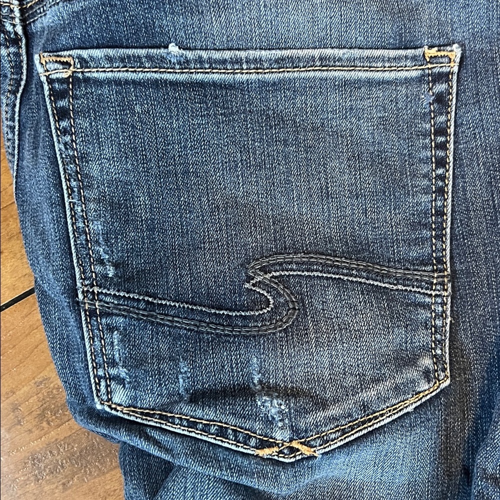 Silver Robson Jeans - Picture 5 of 6